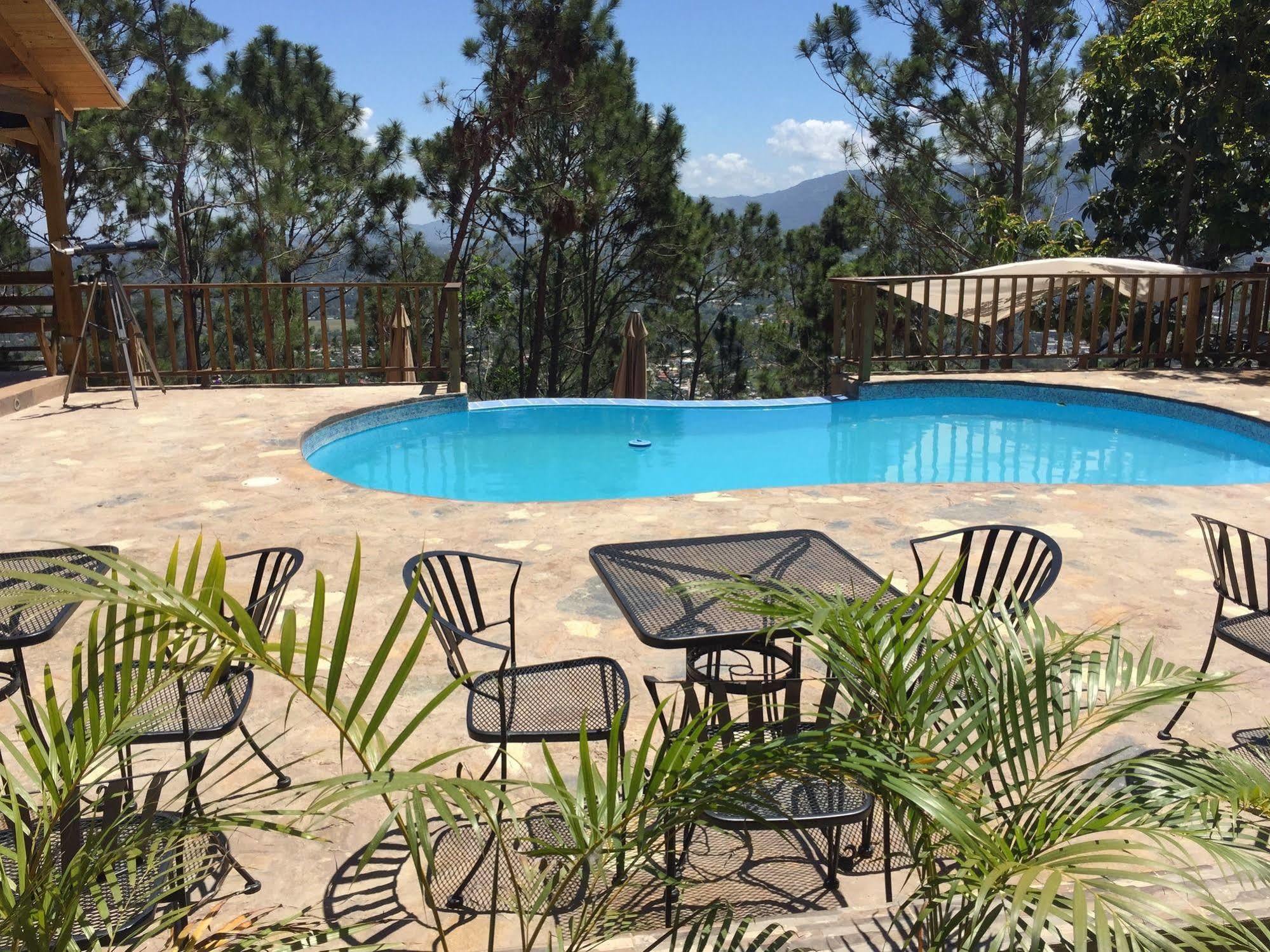 Rancho Tierra Alta Hotel Jarabacoa Bagian luar foto