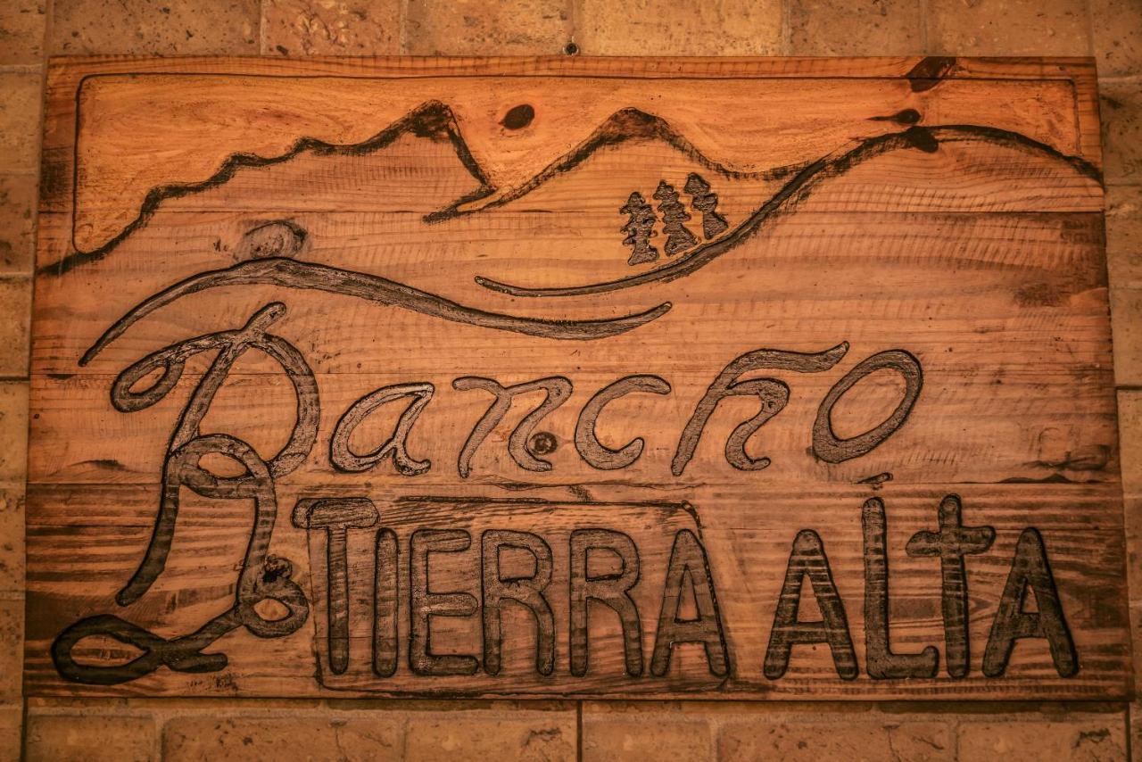 Rancho Tierra Alta Hotel Jarabacoa Bagian luar foto