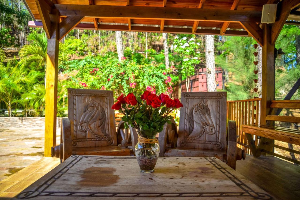 Rancho Tierra Alta Hotel Jarabacoa Bagian luar foto